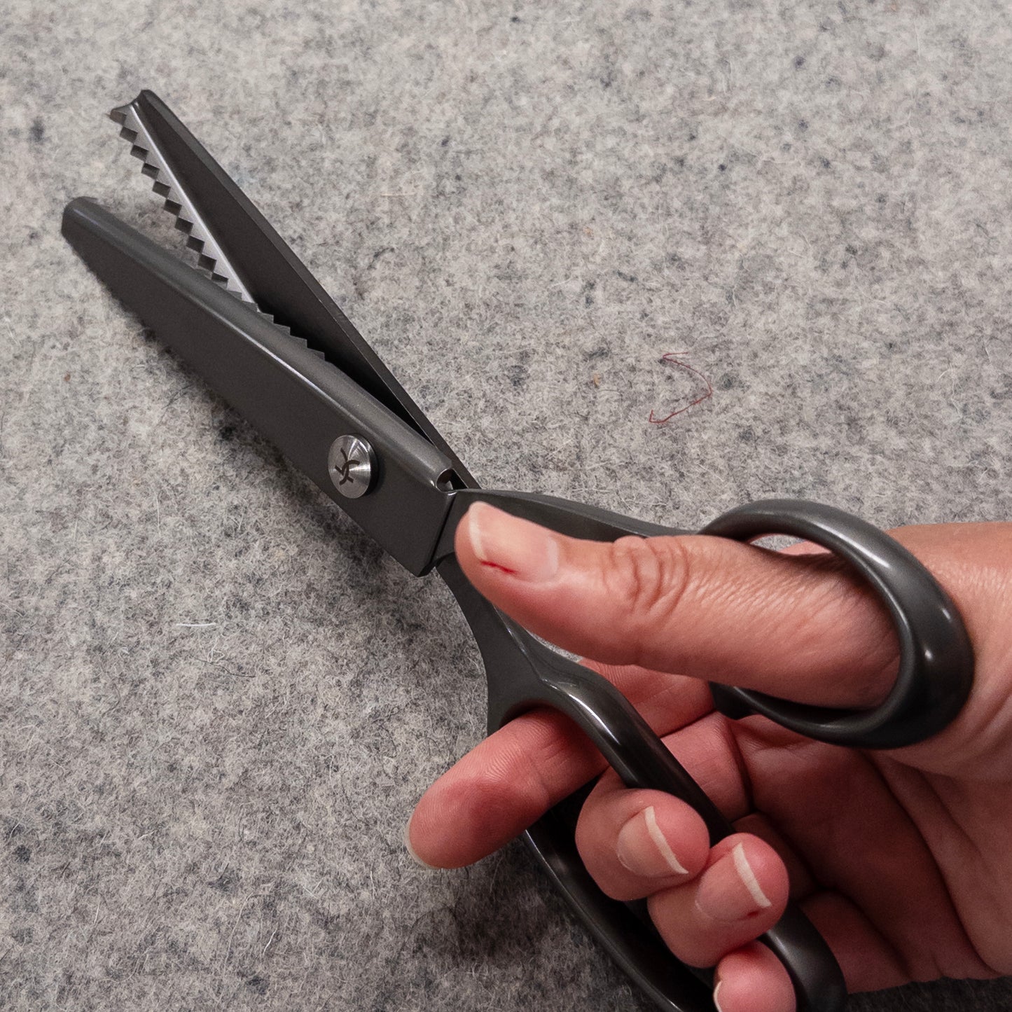 Pinking Shears by Kearing