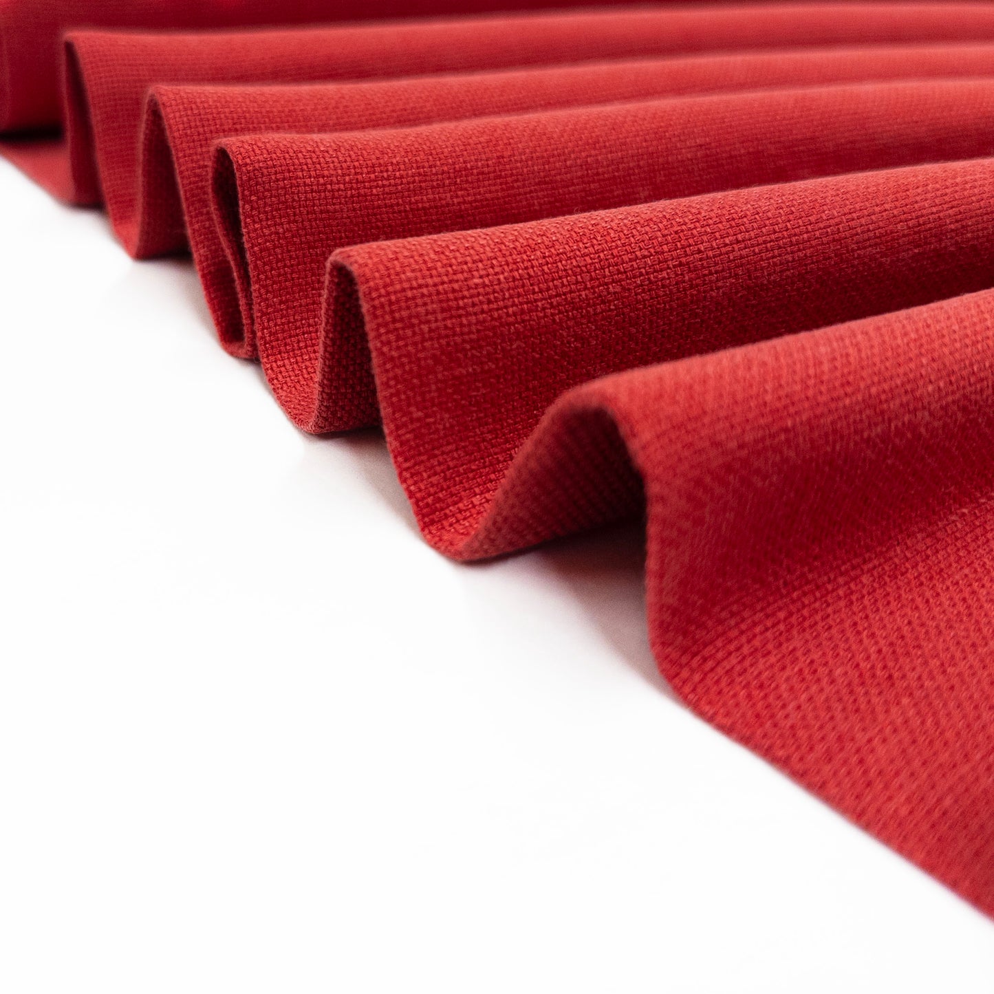 Linen Blend in Berry
