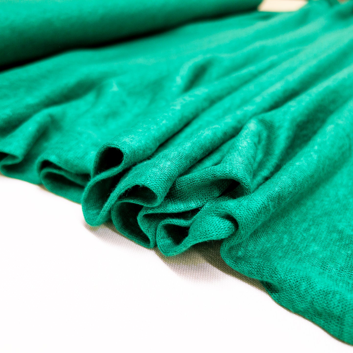 100% Fine Linen Knit in Jolly Green