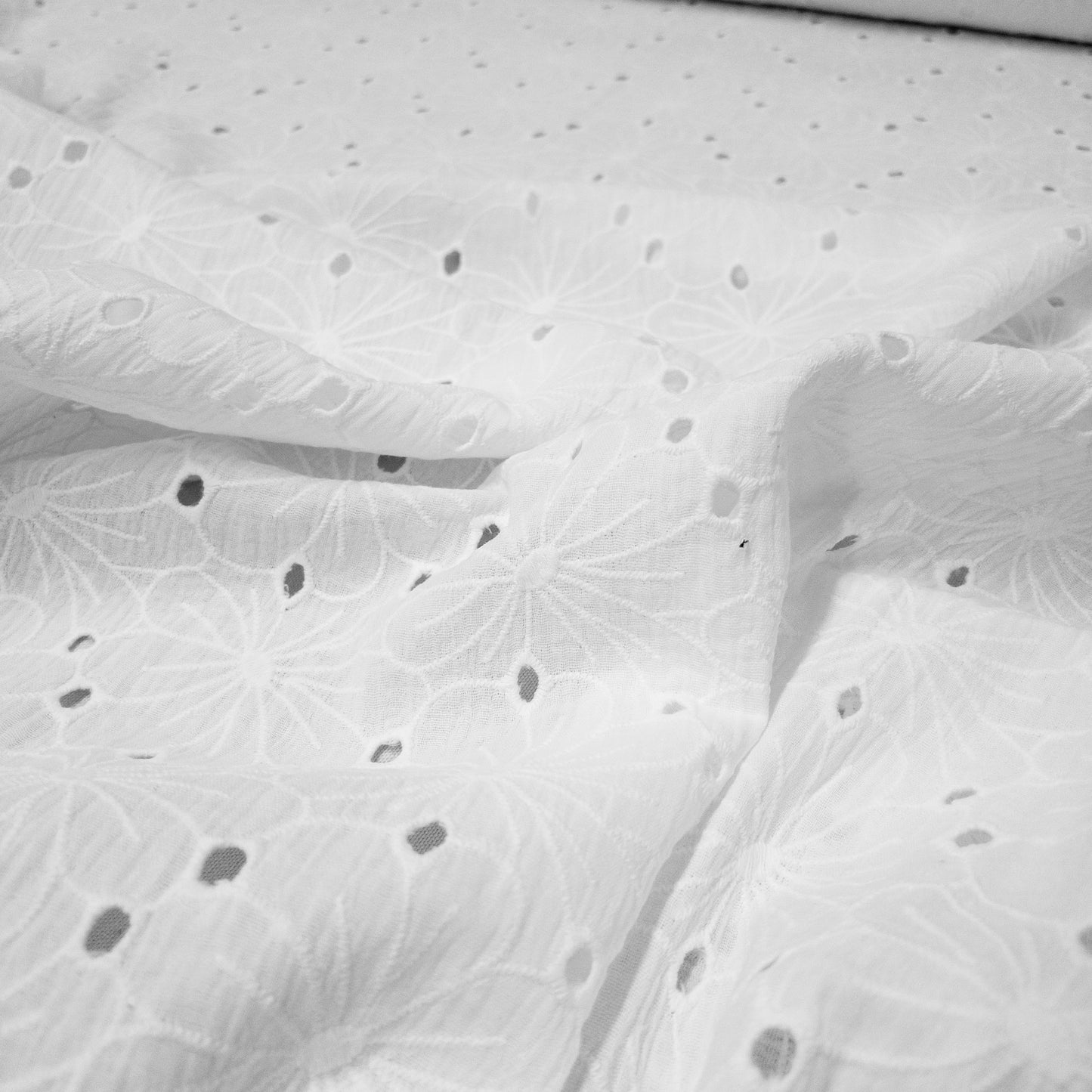 Organic Cotton Eyelet Large