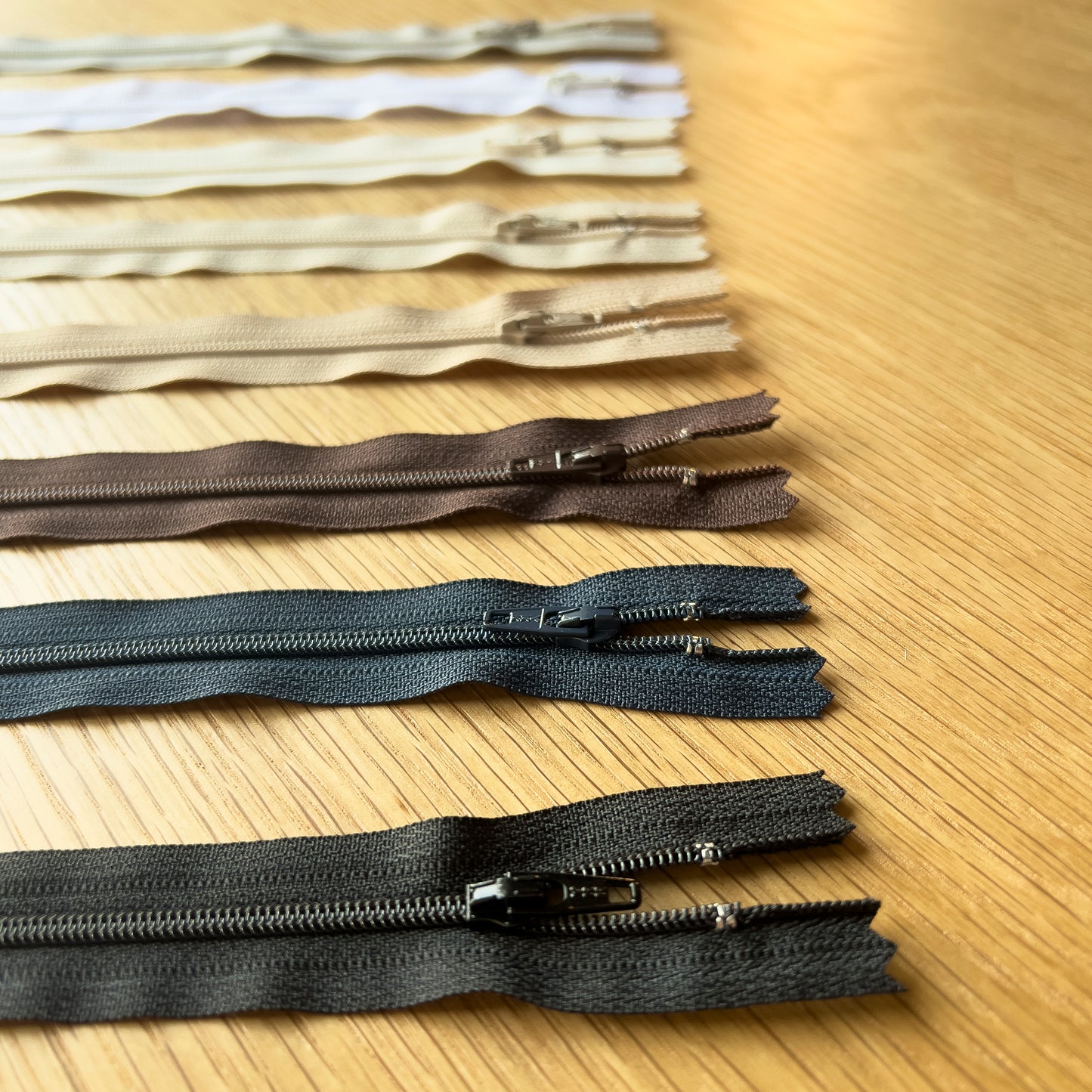 9" Coil Zipper