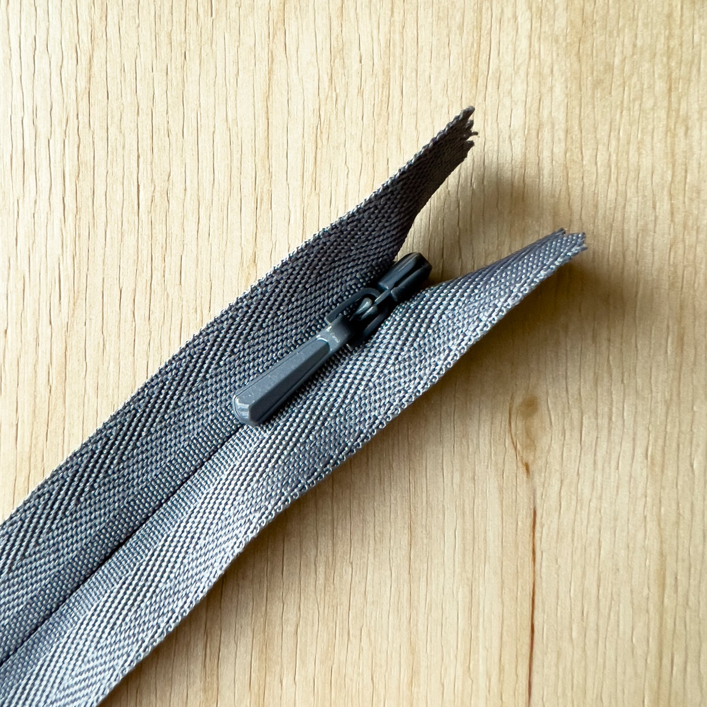 9" Invisible Zipper