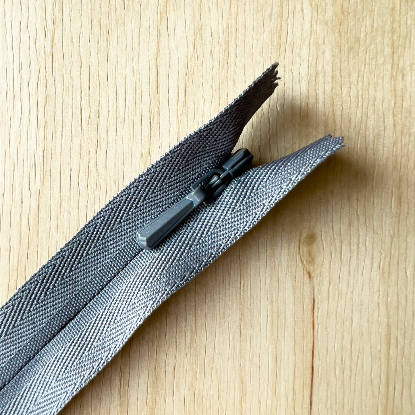 14" Invisible Zipper
