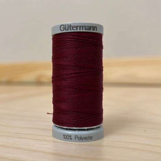 Gutermann Extra Strong Thread in Burgundy #369 - 110 yards loop