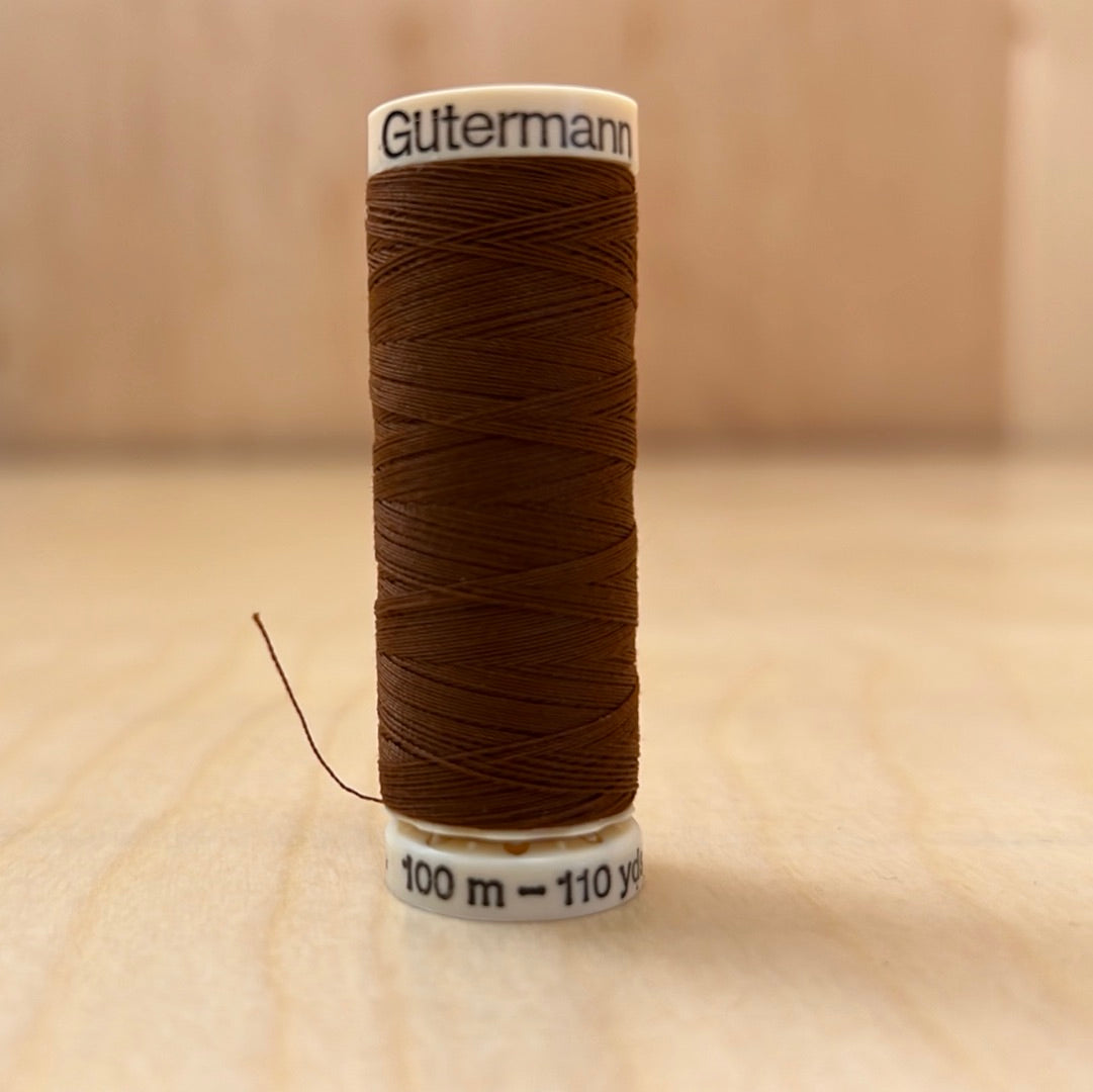 Gutermann Sew-All Thread in Cinnamon #554 - 110 yards