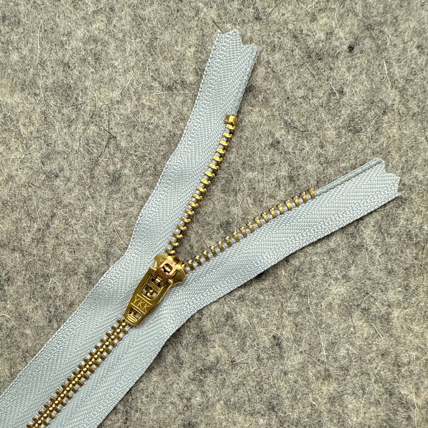 9" Jeans Zipper