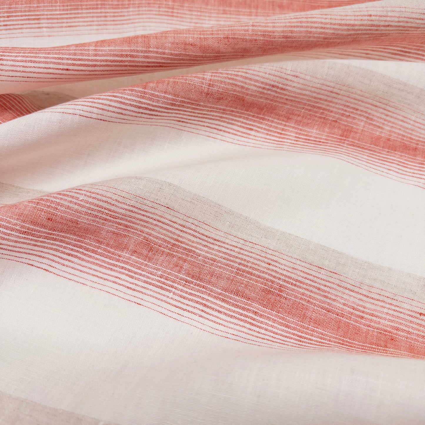 Yarn Dyed Linen - Fade In Stripe