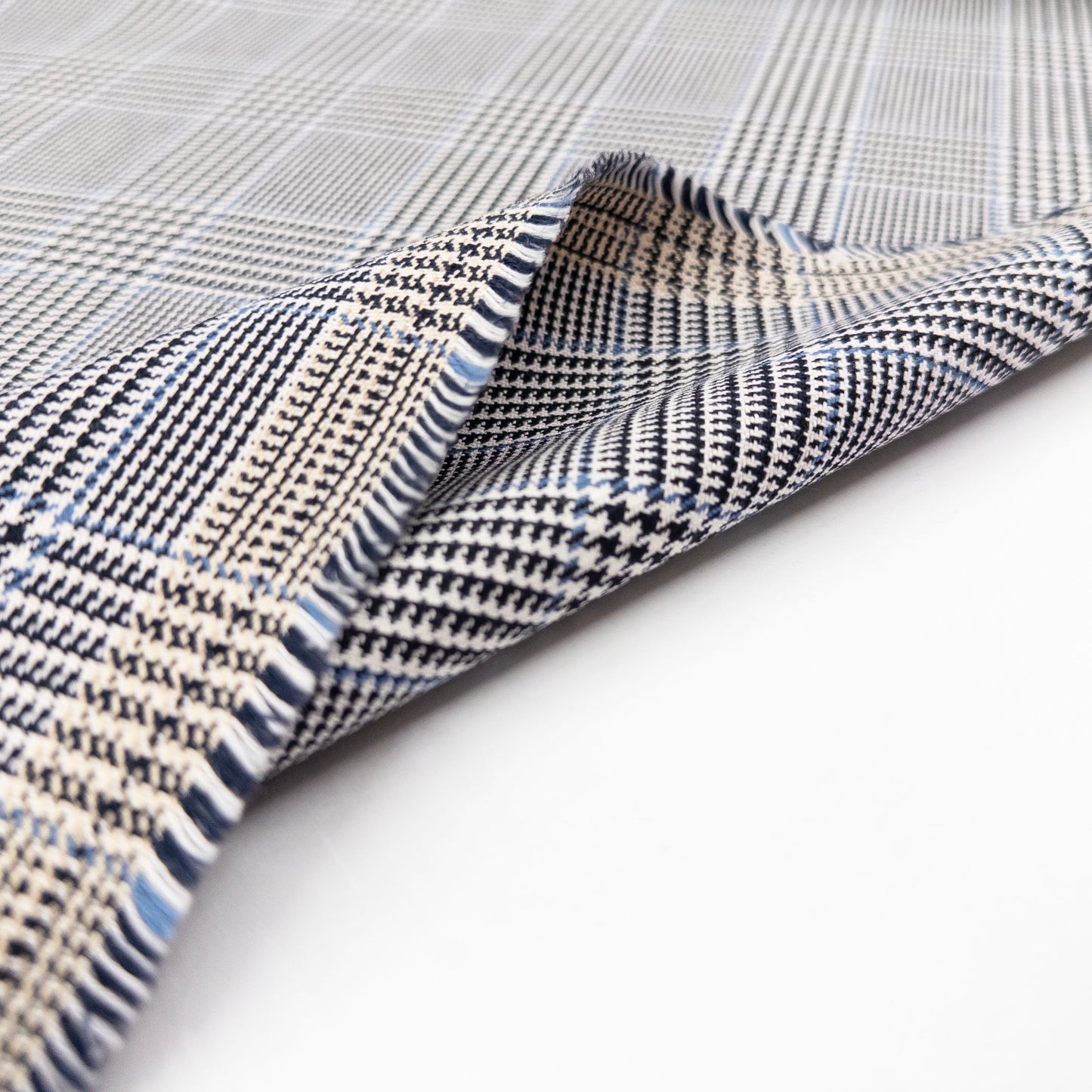 Mediumweight Houndstooth Cotton - Deadstock