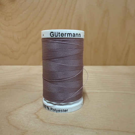 Gutermann Sew-All Thread in Mauve #910 - 547 yards