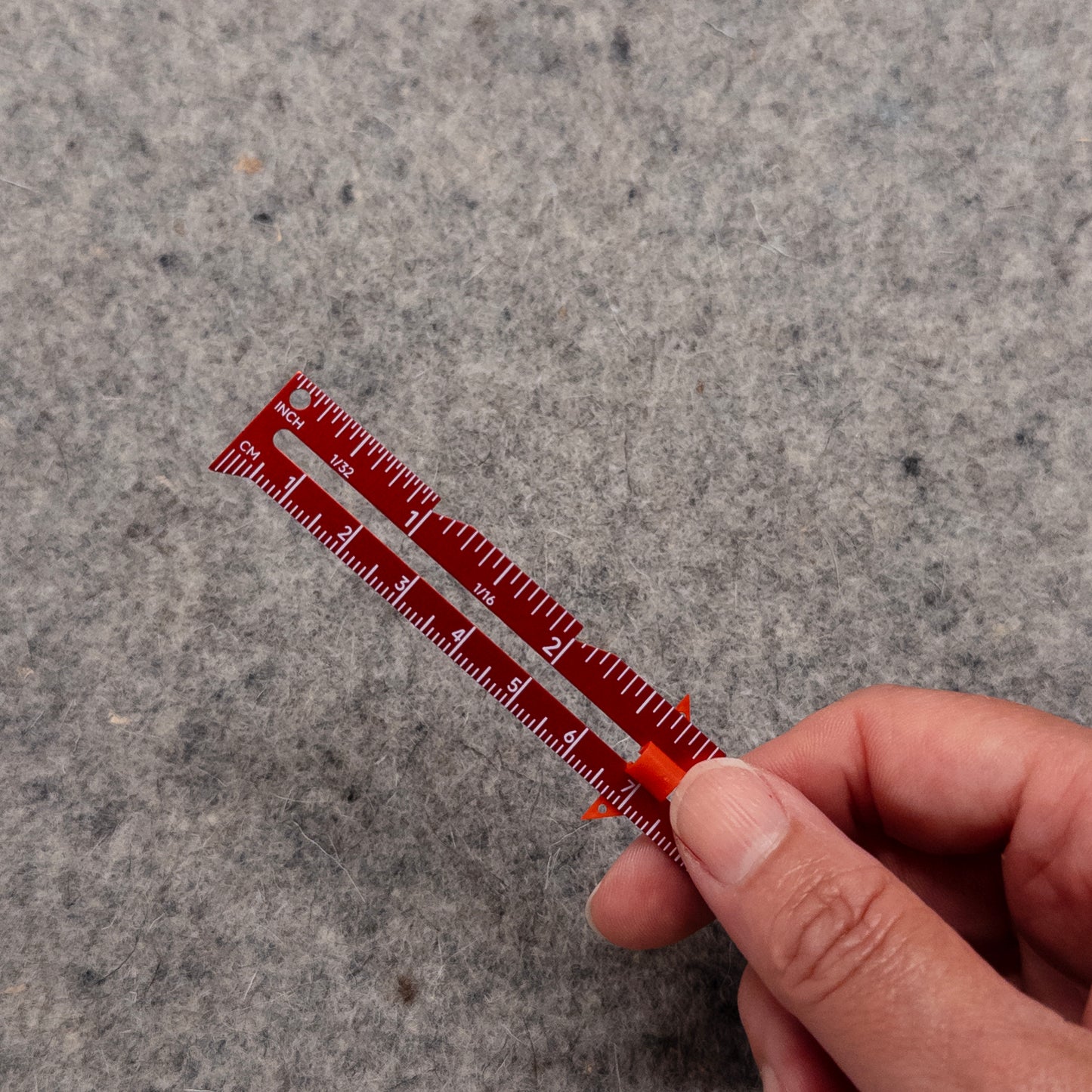 Sewing Gauge in Red