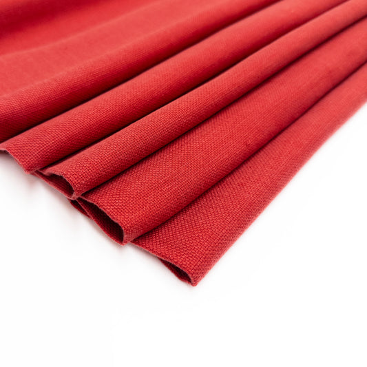 Linen Blend in Berry