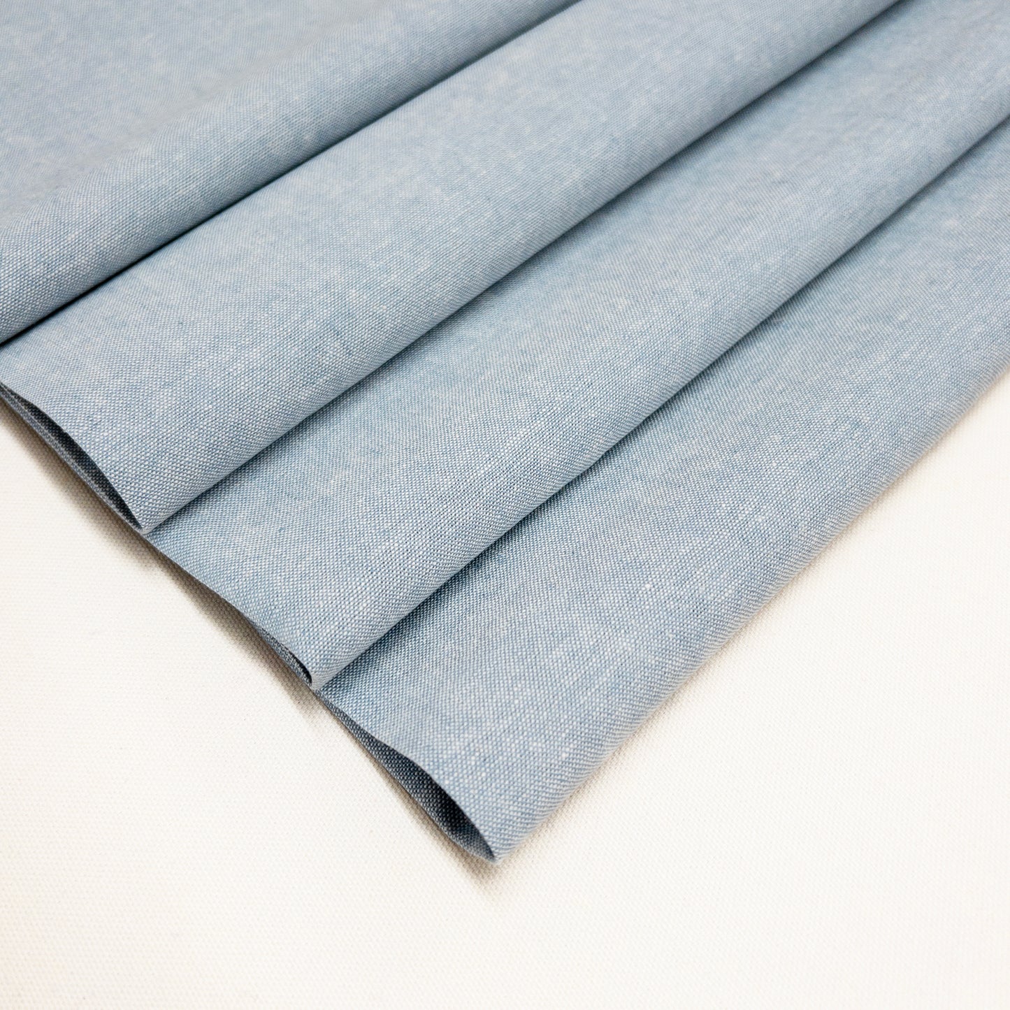 Essex Cotton Linen Blend in Chambray