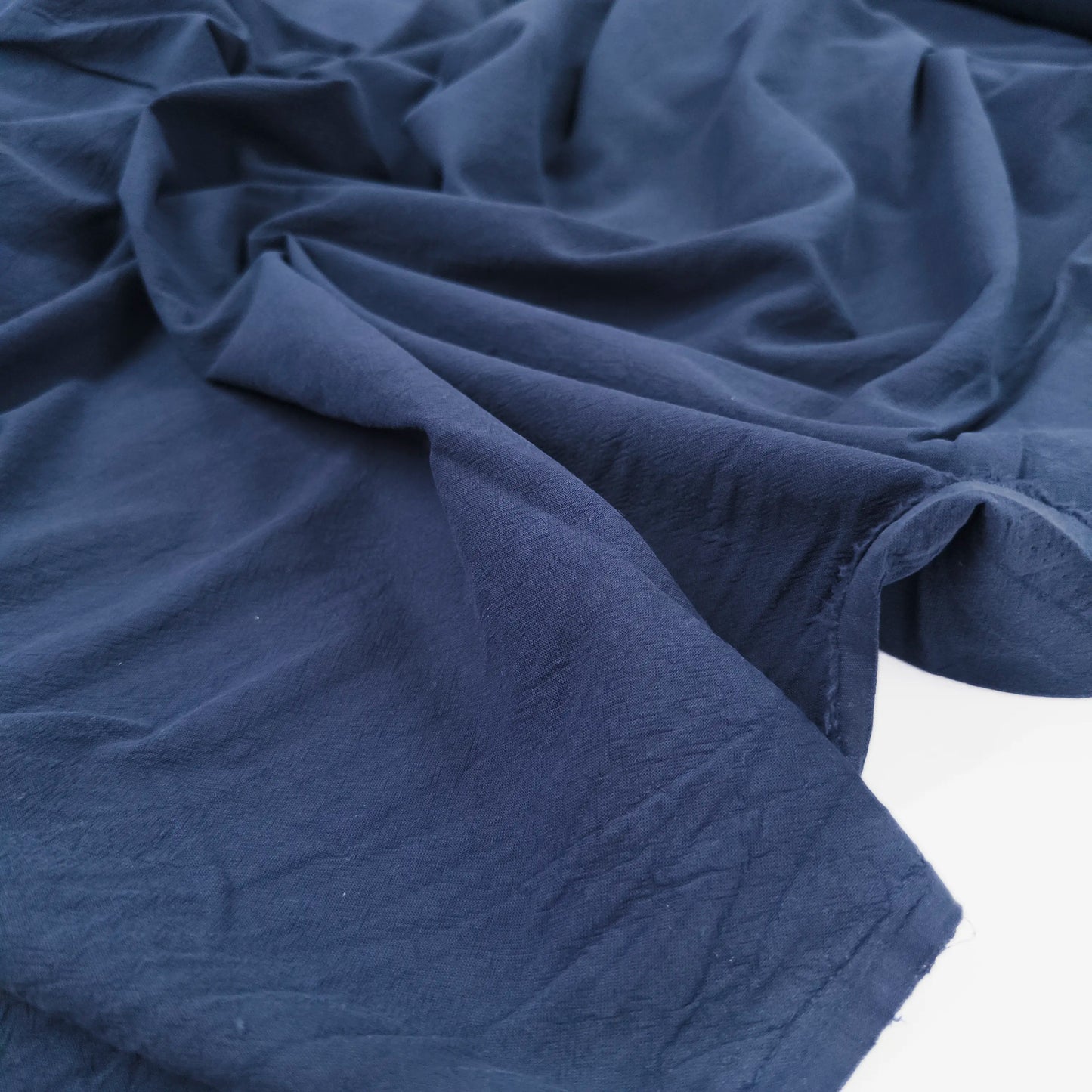 Crumple Cotton in Navy
