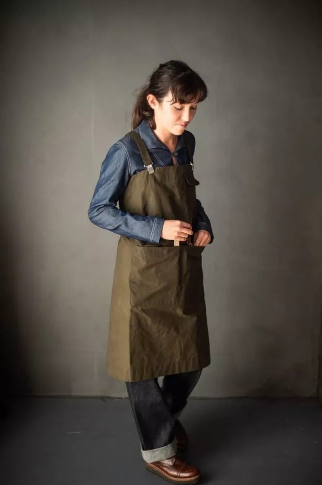 VICTOR Apron