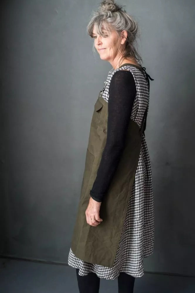 VICTOR Apron