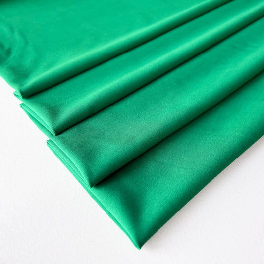 Arietta Ponte De Roma Solid in Emerald