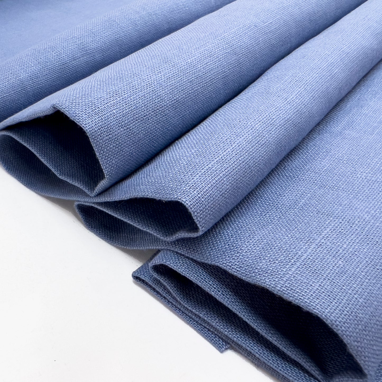 Medium Weight Linen in Blue Chalk