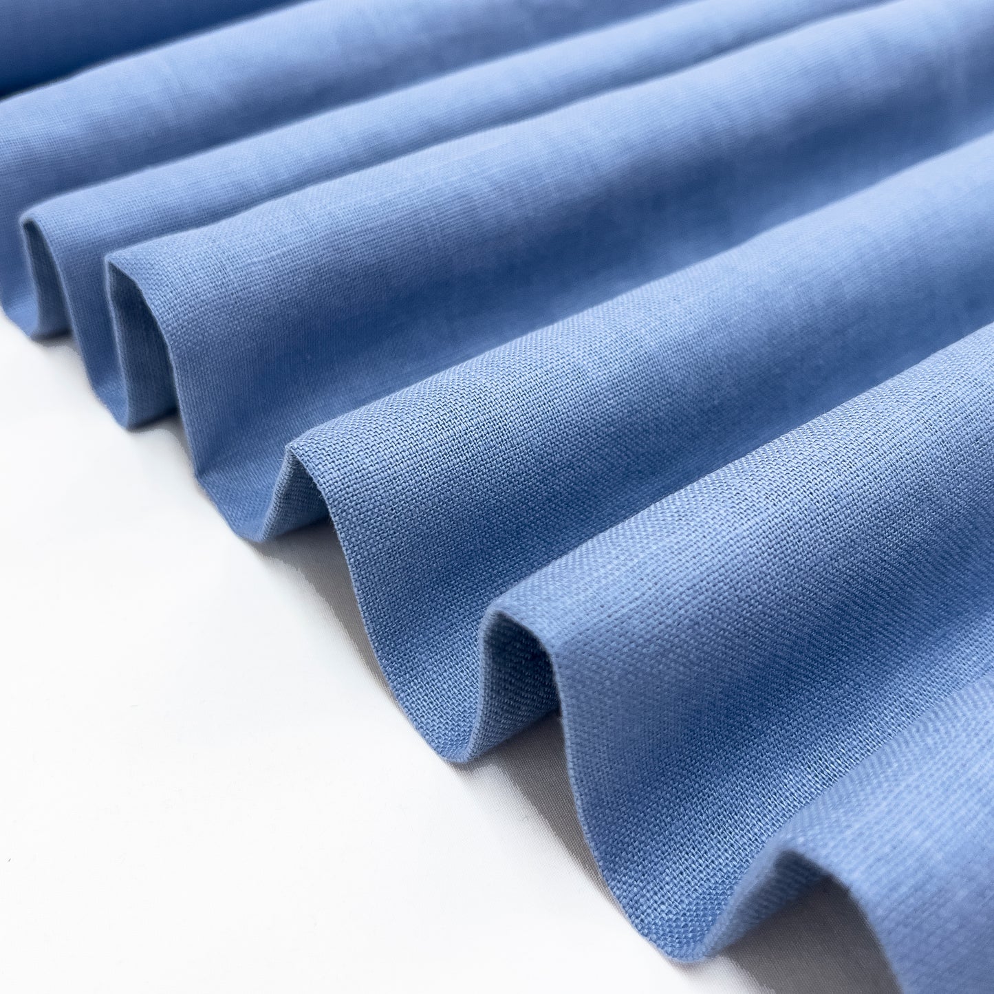 Medium Weight Linen in Blue Chalk