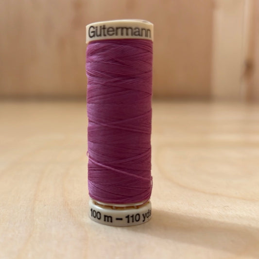 Gutermann Sew-All Thread in Dark Rose Lilac #914 - 110 yards