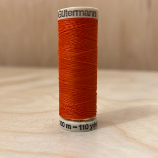 Gutermann Sew-All Thread in Poppy #400 - 110 yards