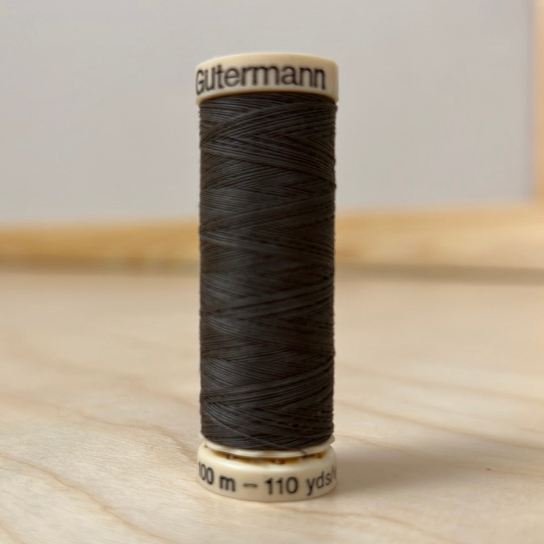 Gutermann Sew-All Thread in Olive #585 - 110 yards