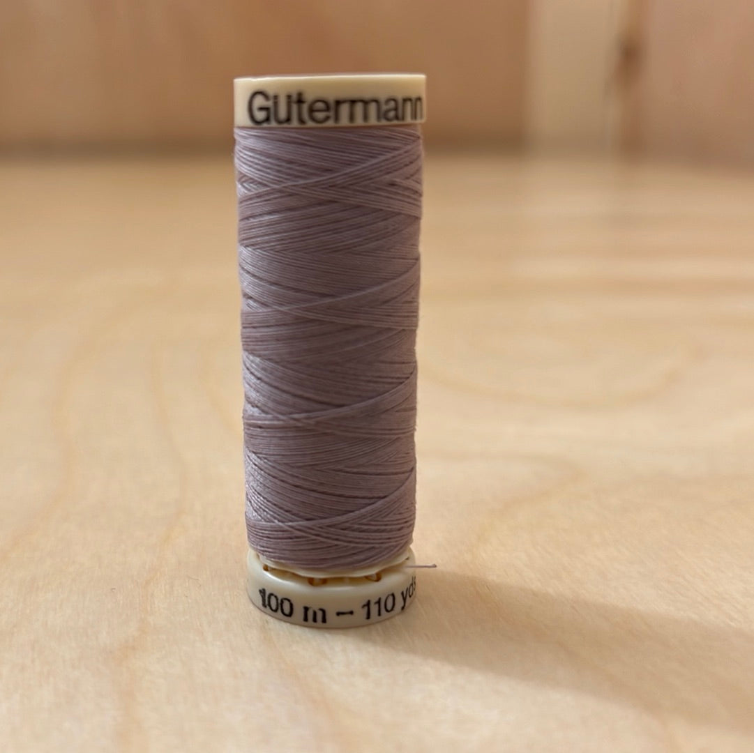 Gutermann Sew-All Thread in Mauve #910 - 110 yards