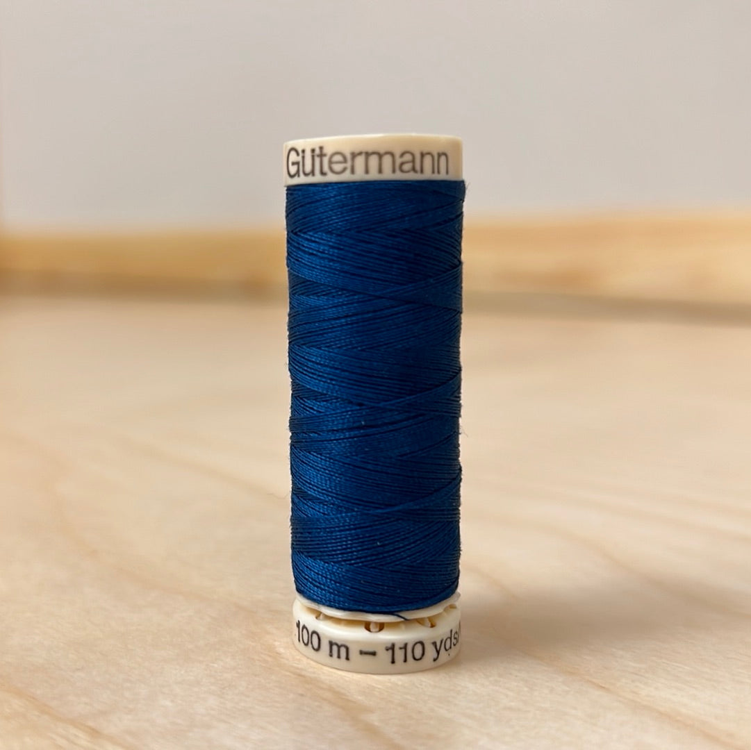 Gutermann Sew-All Thread in Yale Blue #257 - 110 yards